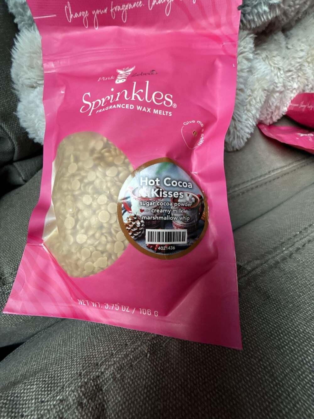 Pink Zebra Sprinkles Hot Cocoa Kisses Fragranced Wax Melts 3.75 oz
